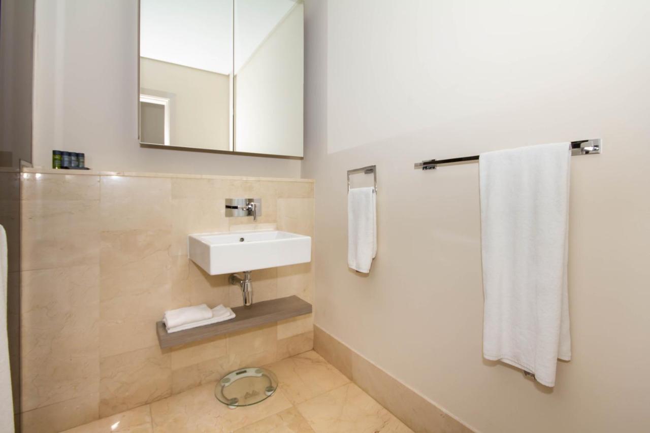 Апартаменты Bespoke Homes - Palm Jumeirah- 2 Bedroom Sea View With Pool & Access, The 8 Дубай