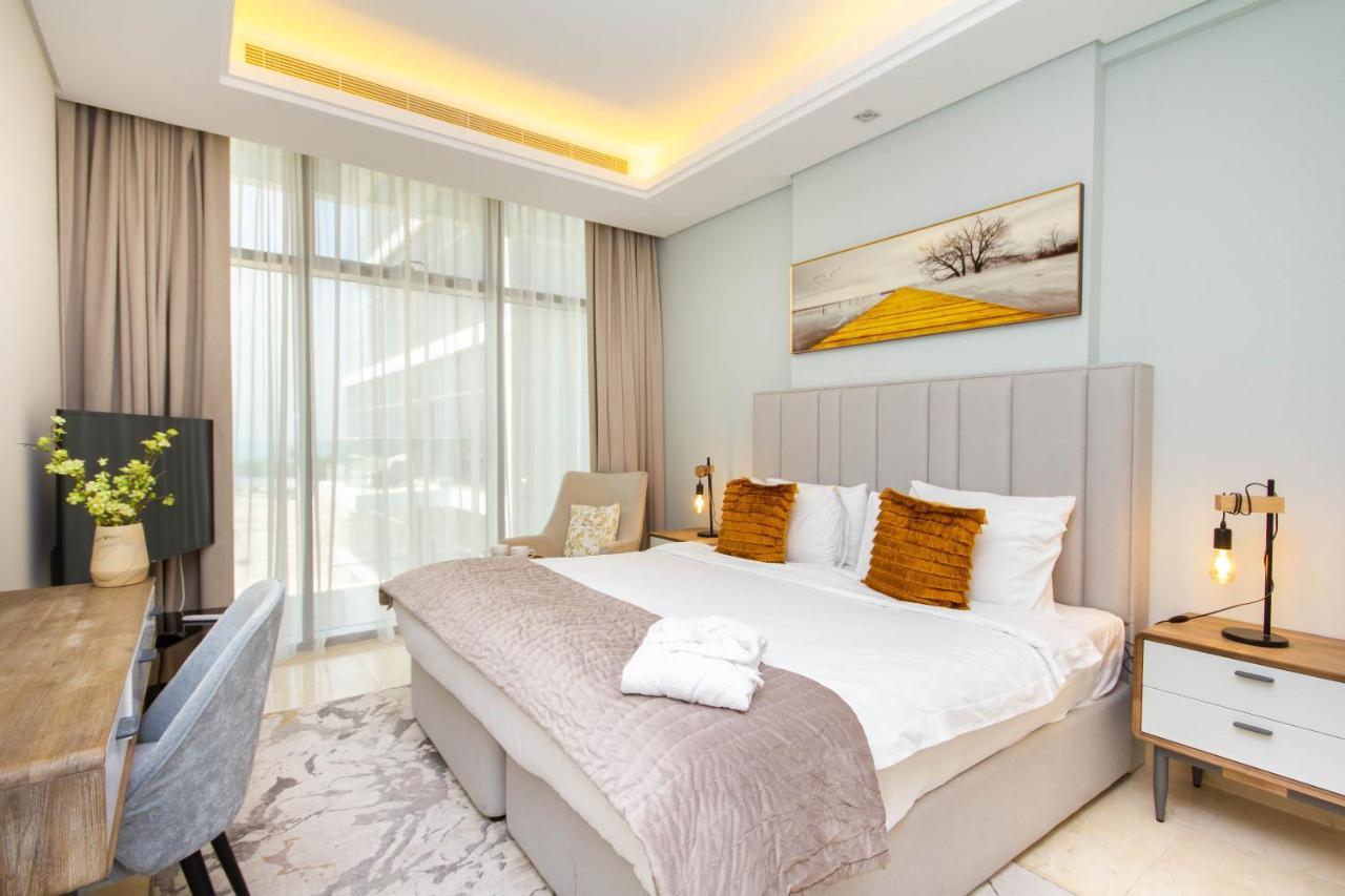 Bespoke Homes - Palm Jumeirah- 2 Bedroom Sea View With Pool & Access, The 8 Апартаменты *