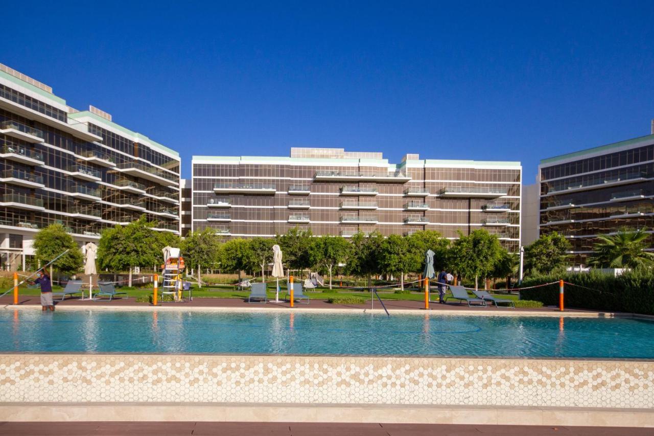 Bespoke Homes - Palm Jumeirah- 2 Bedroom Sea View With Pool & Access, The 8 * Дубай