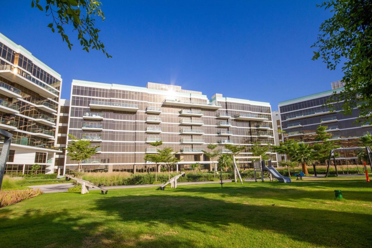 Bespoke Homes - Palm Jumeirah- 2 Bedroom Sea View With Pool & Access, The 8 Дубай