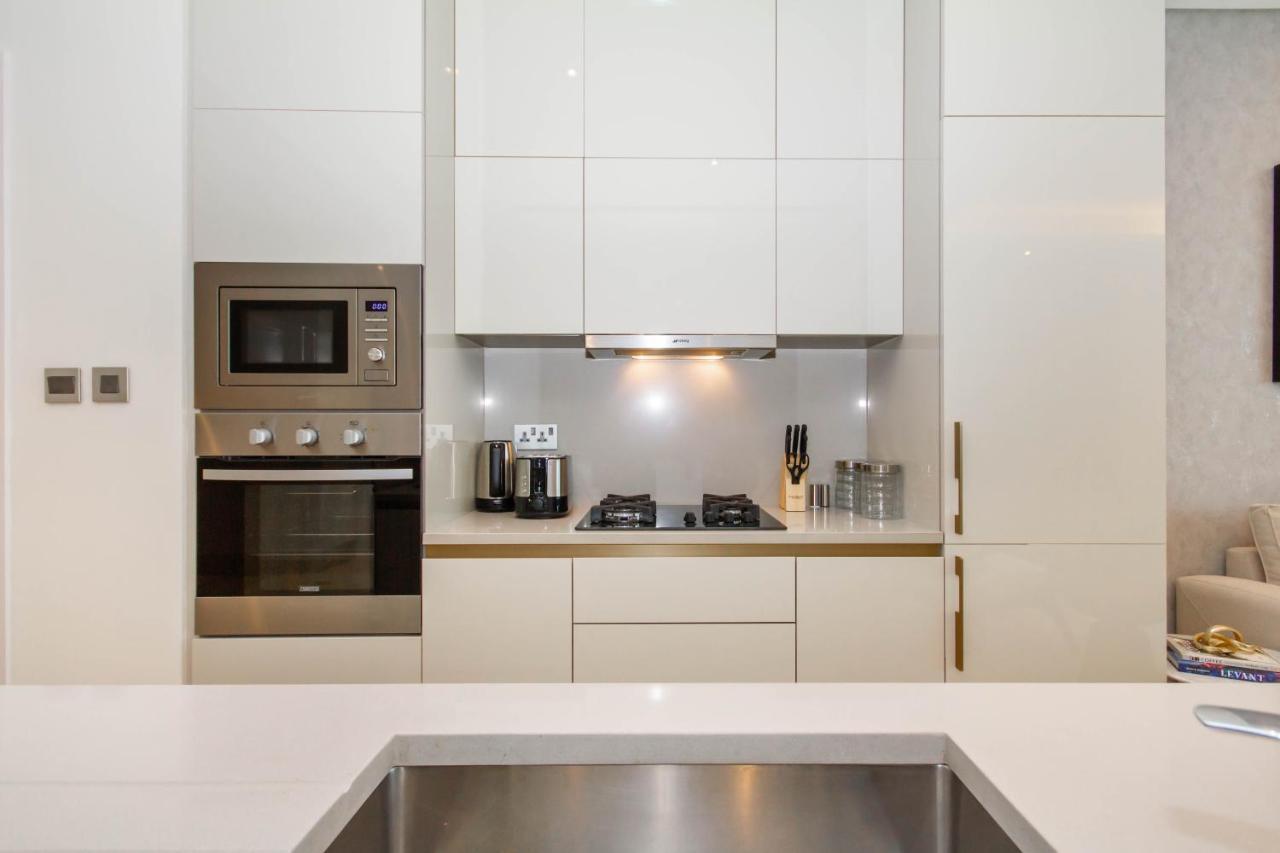 Апартаменты Bespoke Homes - Palm Jumeirah- 2 Bedroom Sea View With Pool & Access, The 8 *