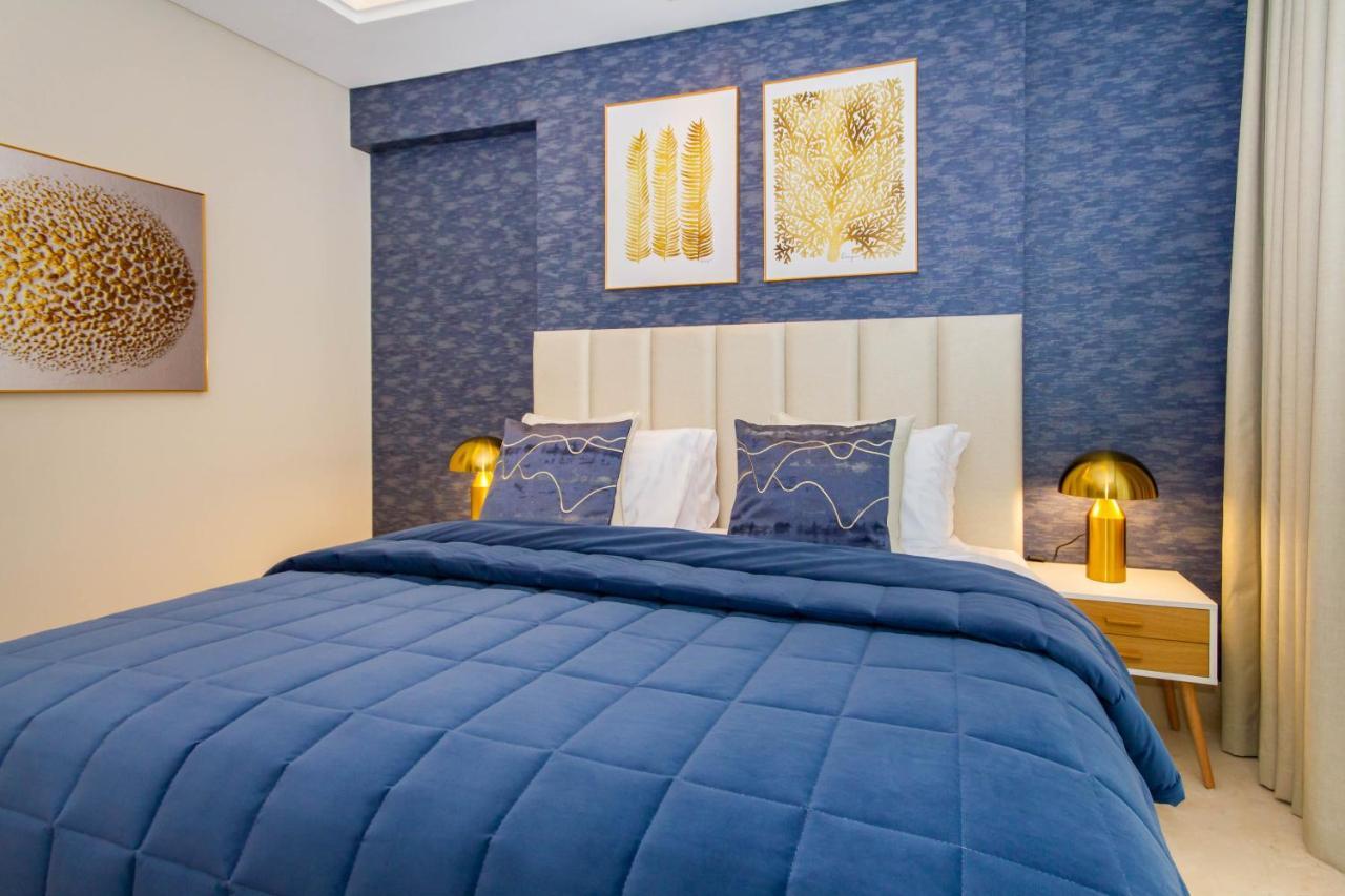 Bespoke Homes - Palm Jumeirah- 2 Bedroom Sea View With Pool & Access, The 8 Апартаменты
